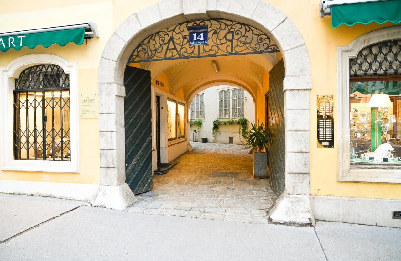 Royal Residence Hofburg Виена Екстериор снимка
