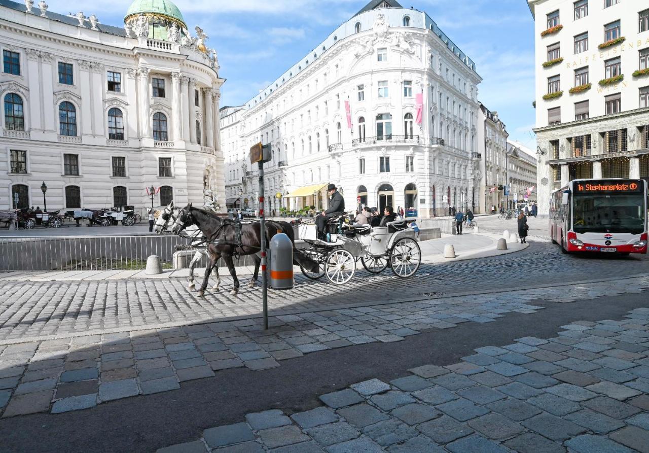 Royal Residence Hofburg Виена Екстериор снимка